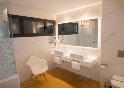 Hotel Brisamar Suites...